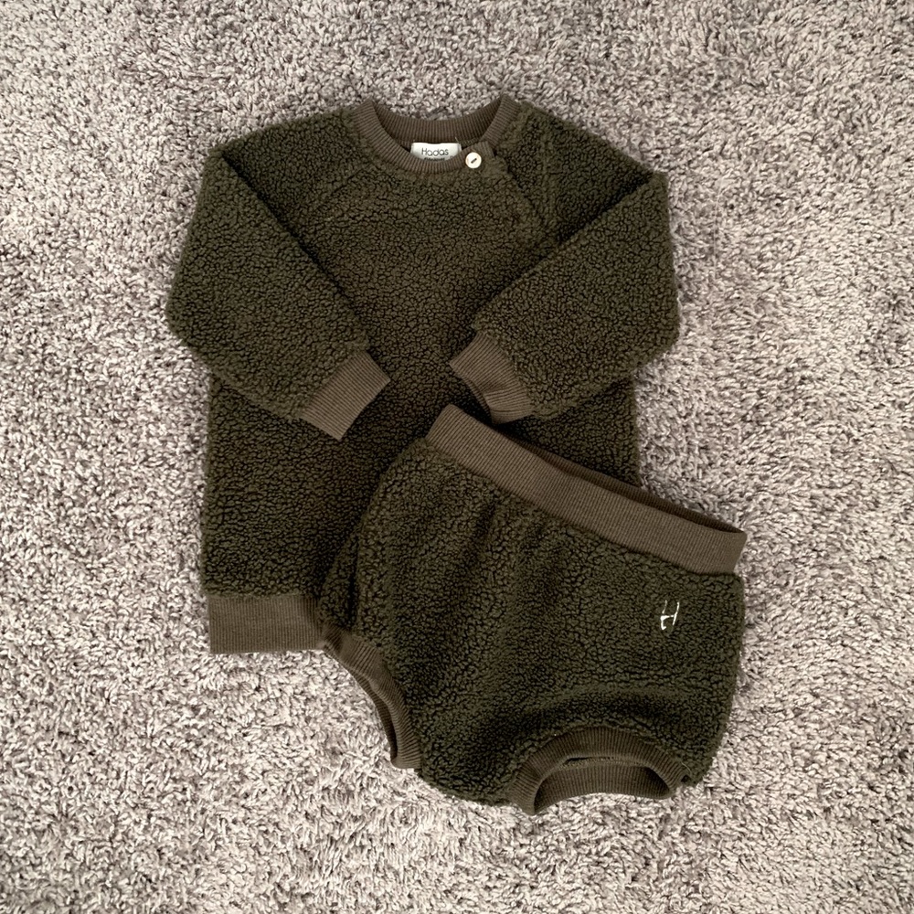 Baby teddy outfit set